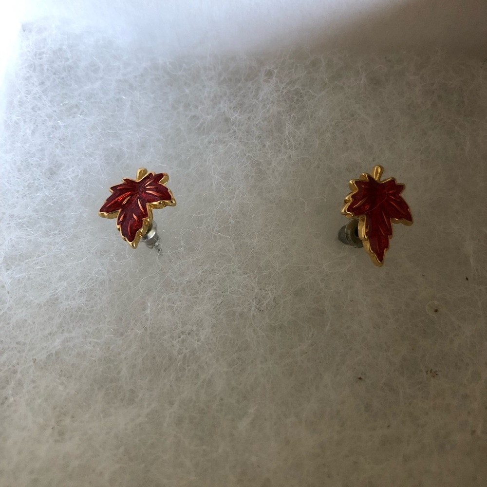 Maple Leaf Earrings - image 1